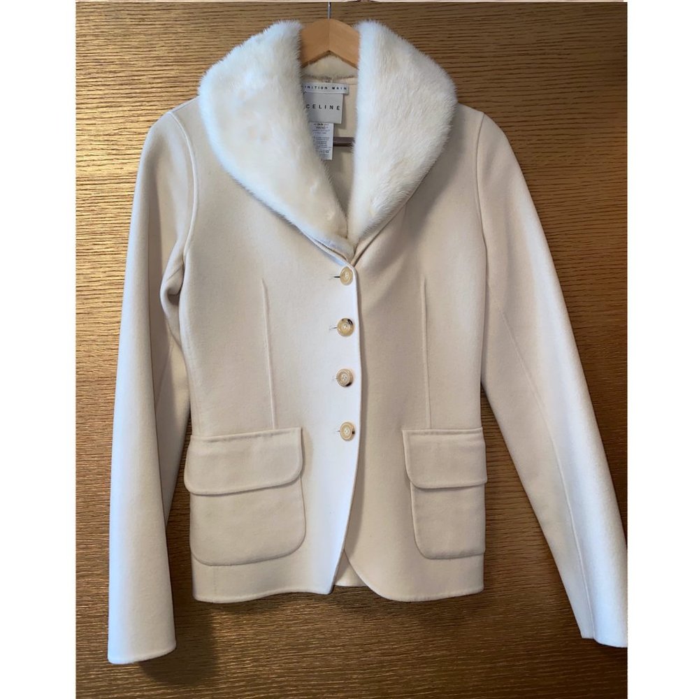 CELINE WHITE COAT WITH WHITE FUR COLLAR SIZE 36